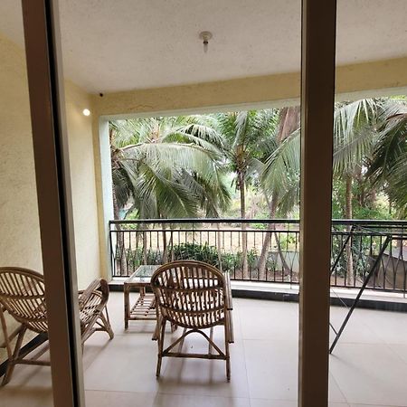 Appartement B&F Kensington Square à Siolim Extérieur photo