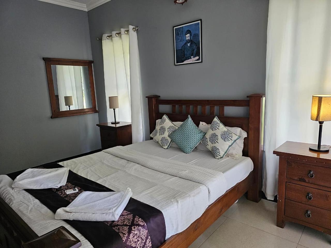 Appartement B&F Kensington Square à Siolim Extérieur photo