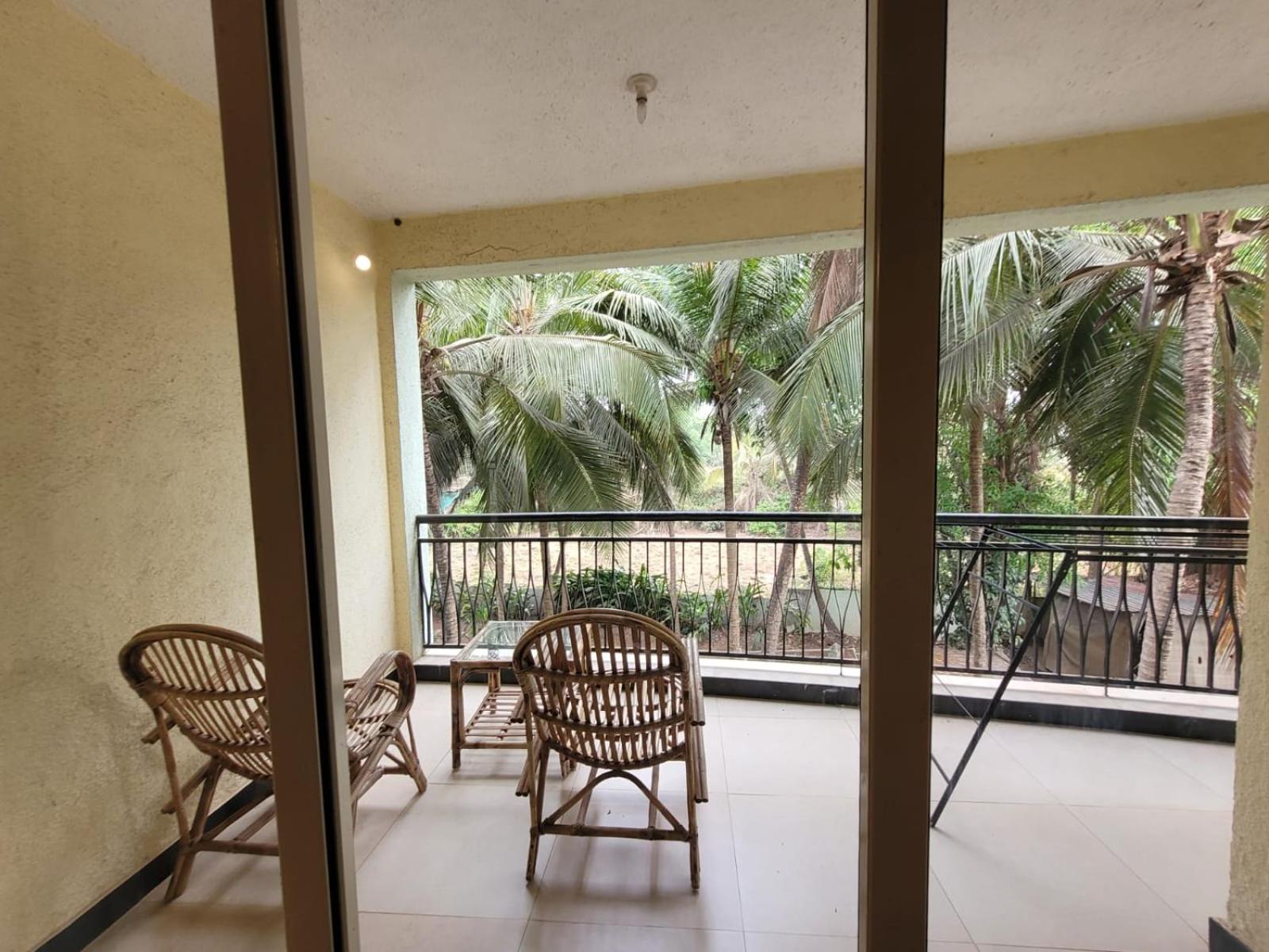 Appartement B&F Kensington Square à Siolim Extérieur photo