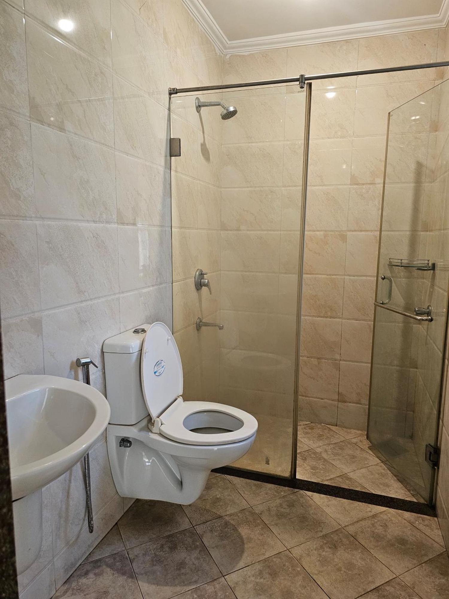 Appartement B&F Kensington Square à Siolim Extérieur photo