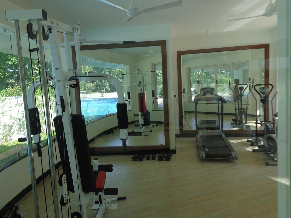 Appartement B&F Kensington Square à Siolim Extérieur photo